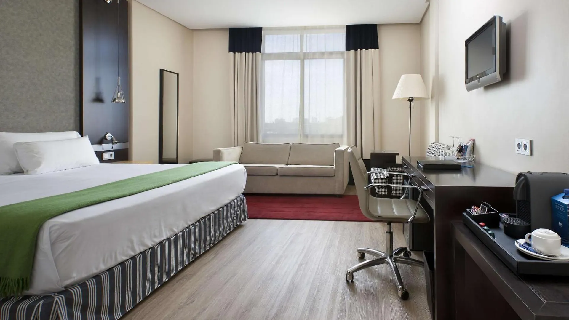 Hotel Nh Avenida Jerez Jerez de la Frontera 4*,  Spanien
